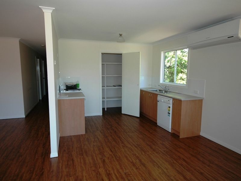 24 Byron street, Alpha QLD 4724