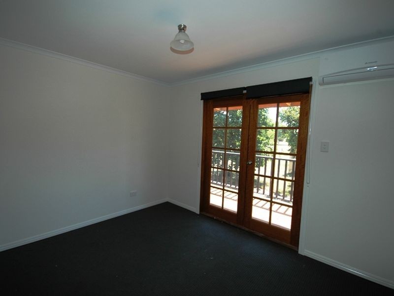 24 Byron street, Alpha QLD 4724