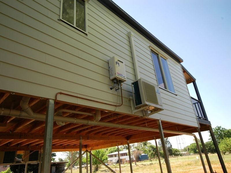 24 Byron street, Alpha QLD 4724