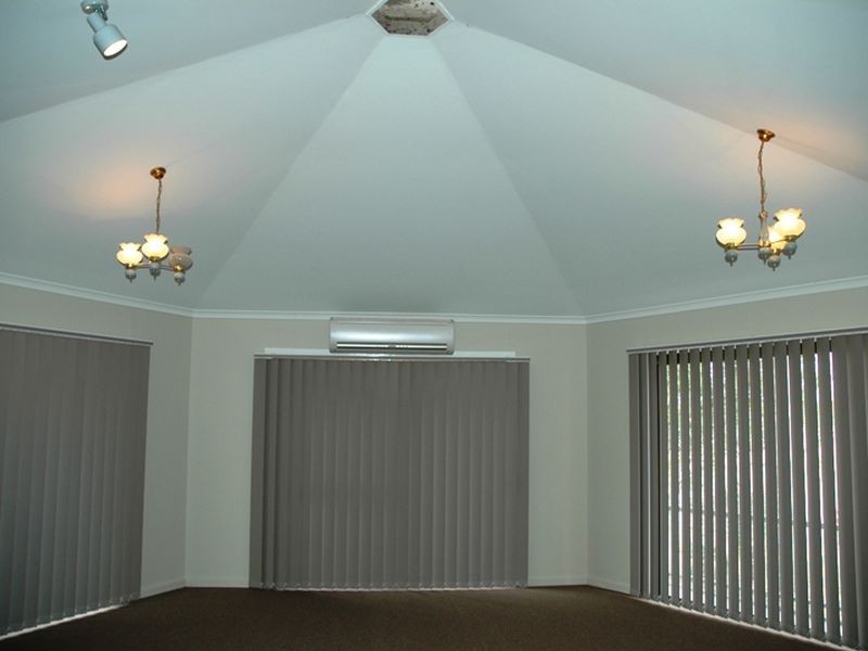 28 Miner Road, Longreach QLD 4730