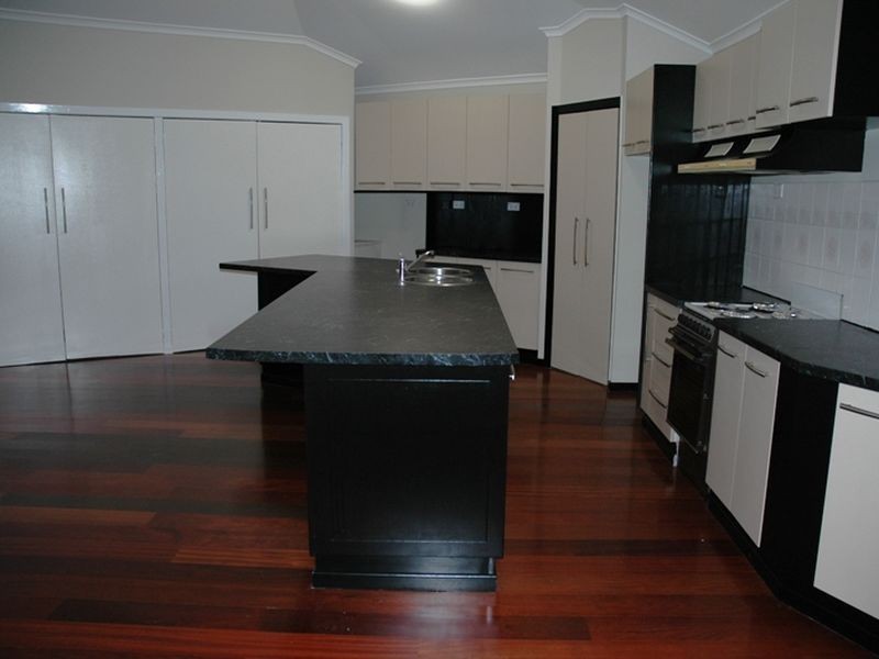 28 Miner Road, Longreach QLD 4730