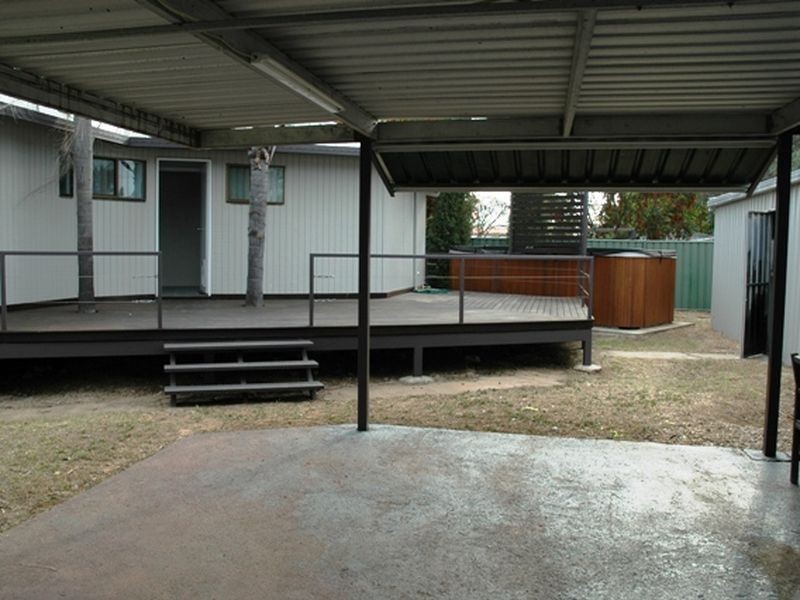 28 Miner Road, Longreach QLD 4730