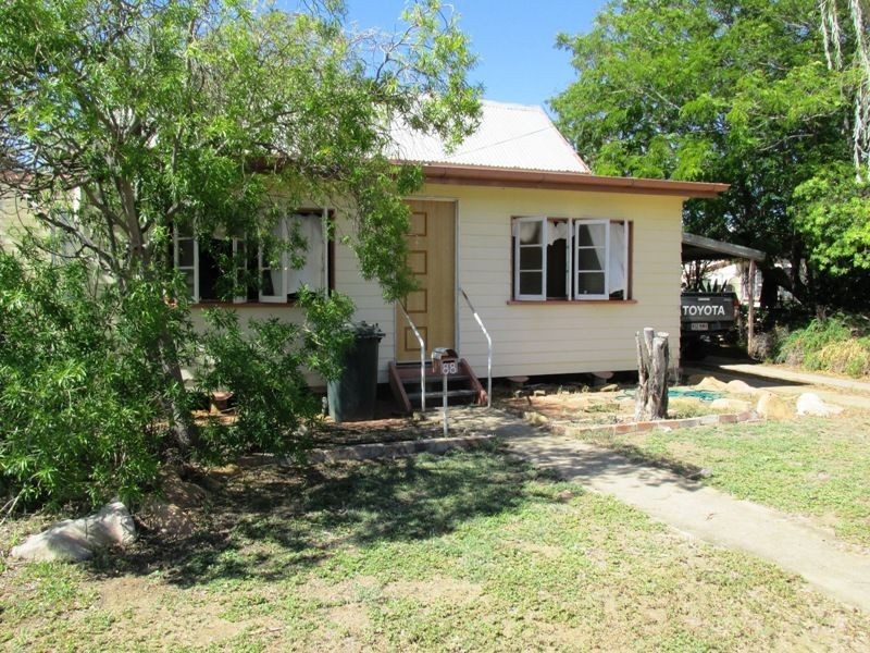 88 Cassowary street, Longreach QLD 4730