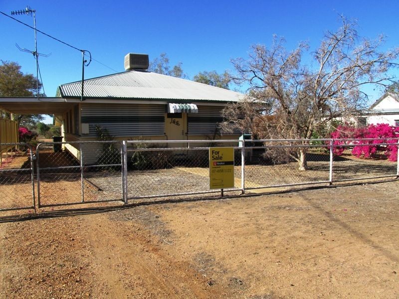 166 Crane street, Longreach QLD 4730