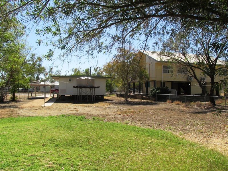 5 Kookaburra Court, Longreach QLD 4730