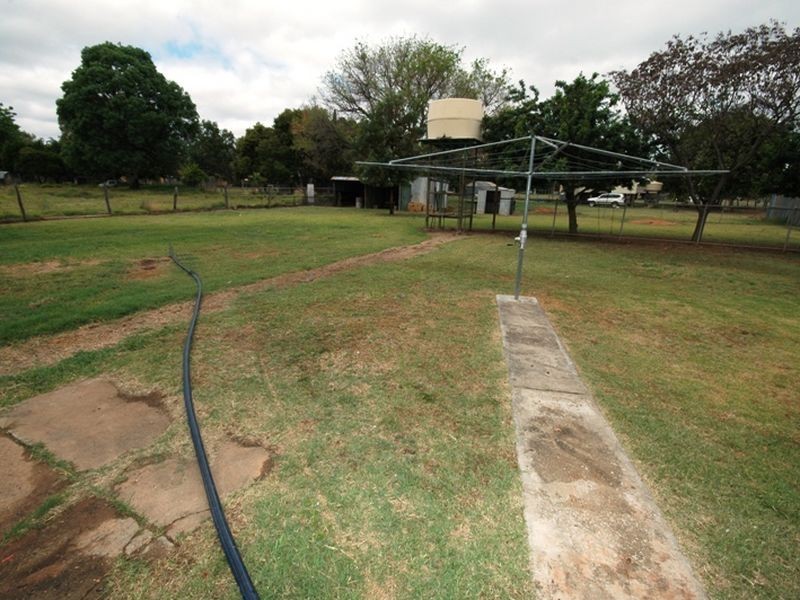 9 Milton street, Alpha QLD 4724