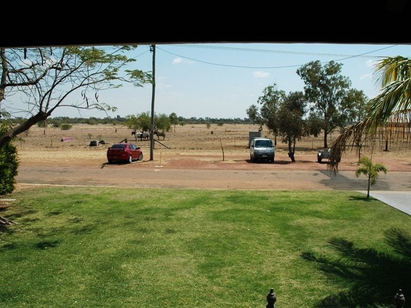 168 Wren street, Longreach QLD 4730