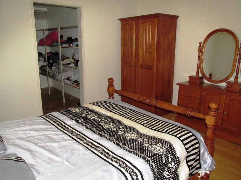 37 Crane street, Longreach QLD 4730