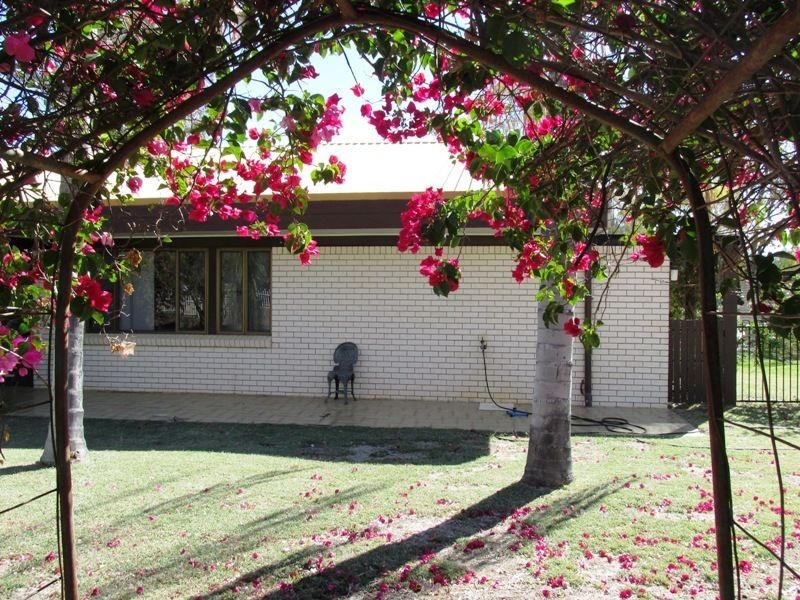 29 Crane street, Longreach QLD 4730