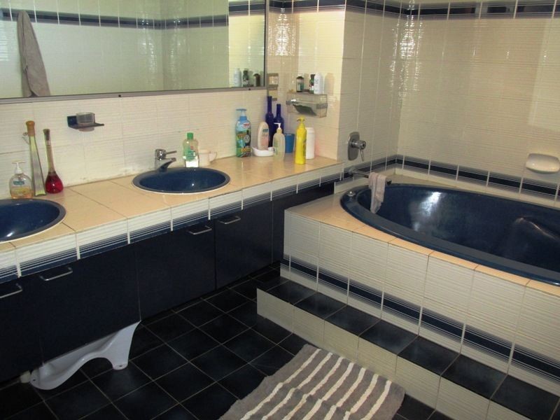 29 Crane street, Longreach QLD 4730