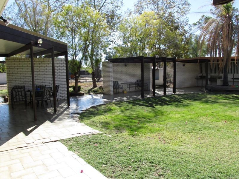 29 Crane street, Longreach QLD 4730