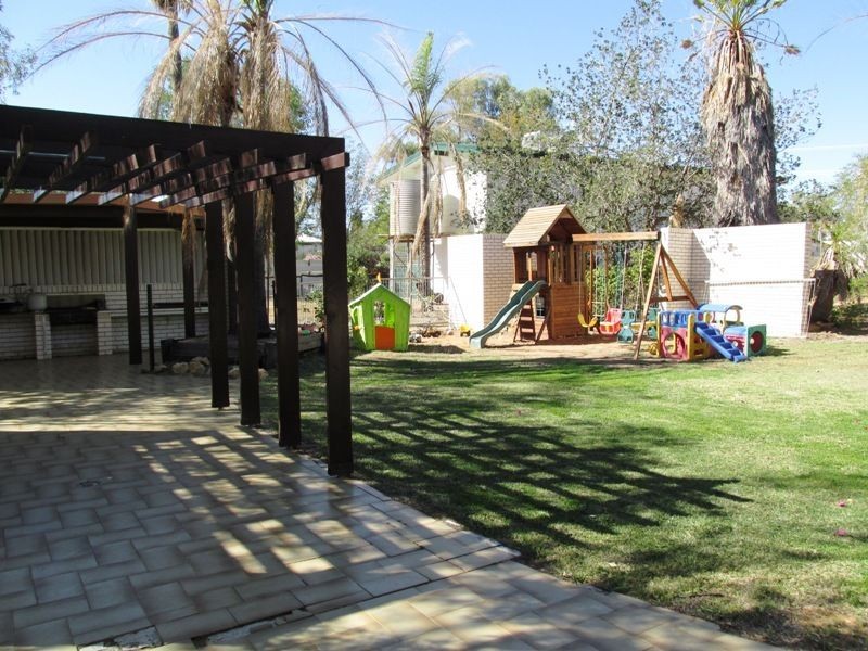 29 Crane street, Longreach QLD 4730