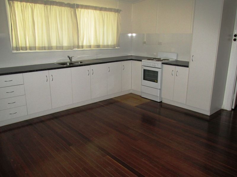 39 Crane street, Longreach QLD 4730