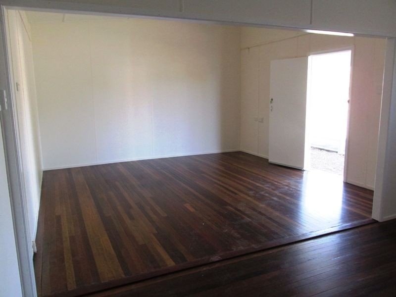 39 Crane street, Longreach QLD 4730