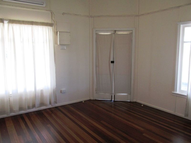 39 Crane street, Longreach QLD 4730