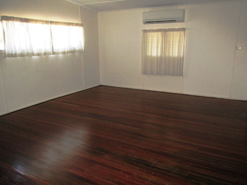 39 Crane street, Longreach QLD 4730