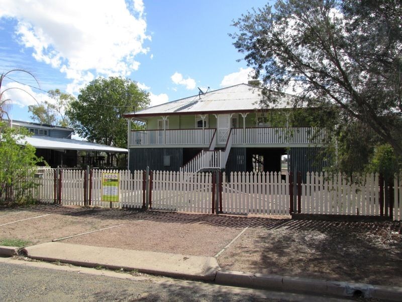 177 Kingfisher street, Longreach QLD 4730