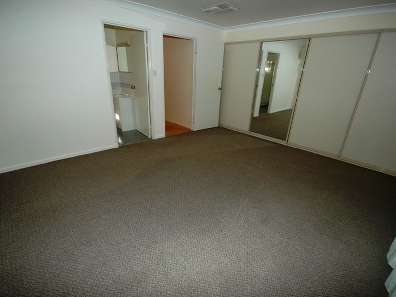 74 Wompoo road, Longreach QLD 4730