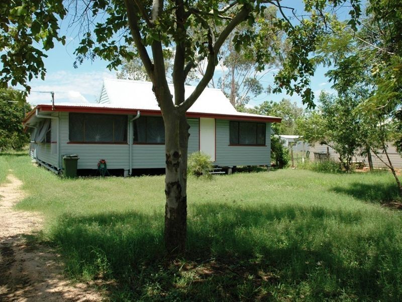 47 Thistle street, Blackall QLD 4472