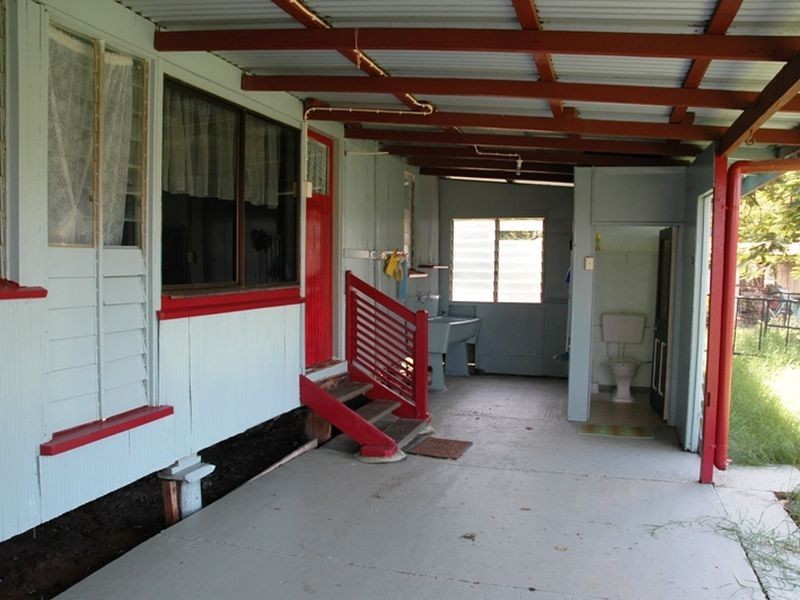 47 Thistle street, Blackall QLD 4472