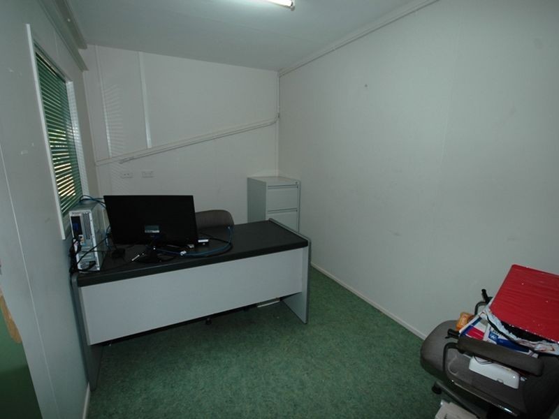 2-4 Miner road, Longreach QLD 4730