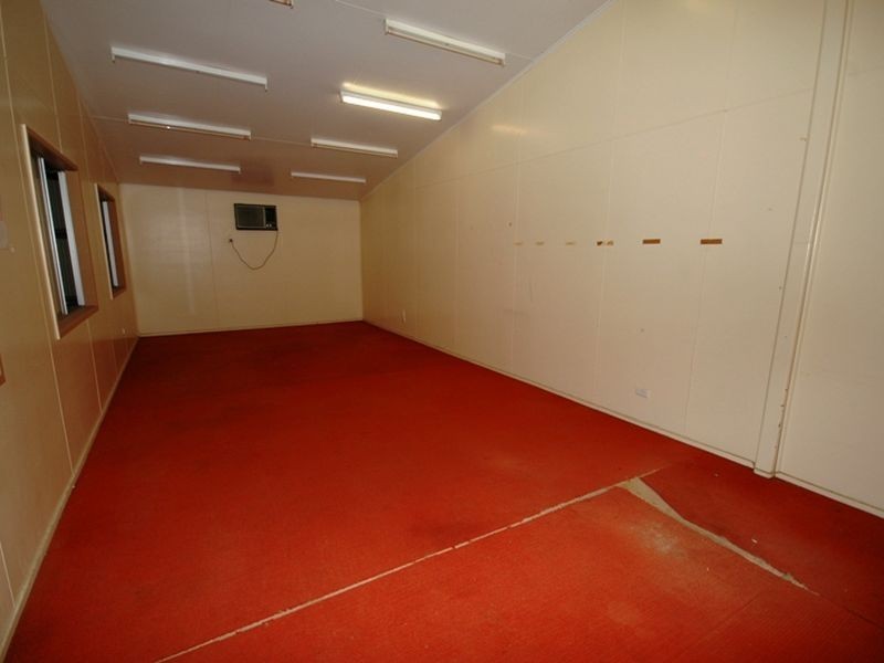 2-4 Miner road, Longreach QLD 4730