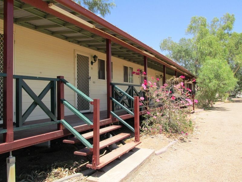 20 Oondooroo street, Winton QLD 4735