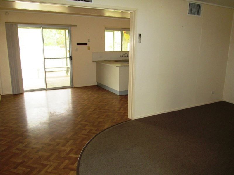 42 Plover street, Longreach QLD 4730