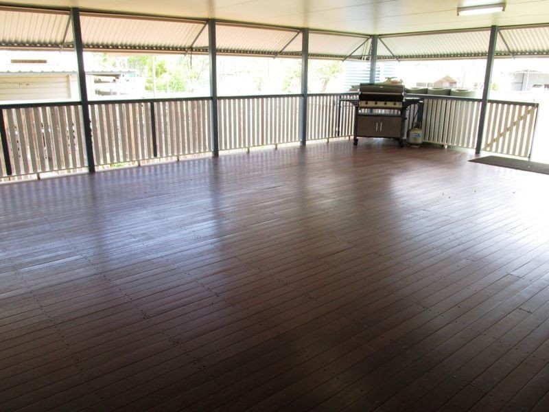 129 Wren street, Longreach QLD 4730