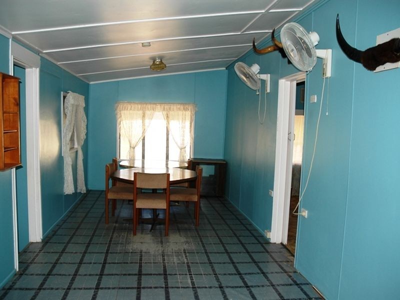 164 Crane street, Longreach QLD 4730