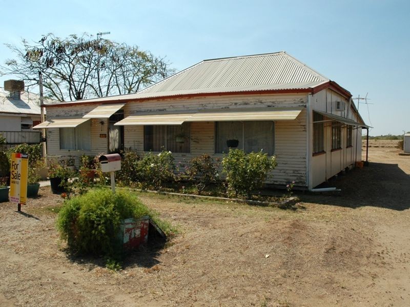 164 Crane street, Longreach QLD 4730