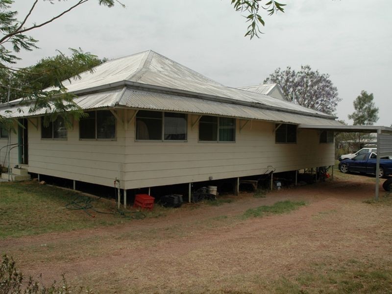 130 Ibis street, Longreach QLD 4730