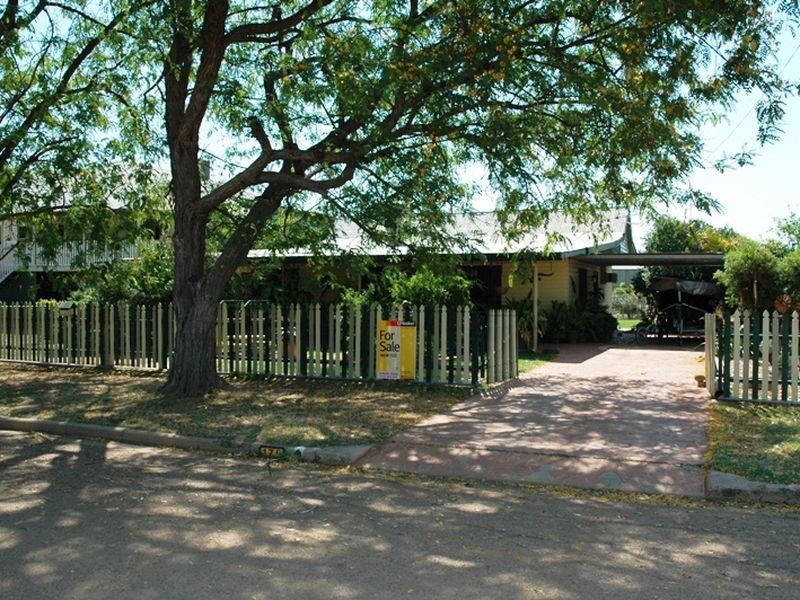 175 Kingfisher street, Longreach QLD 4730