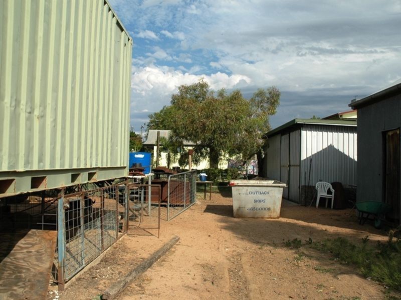 175 Kingfisher street, Longreach QLD 4730