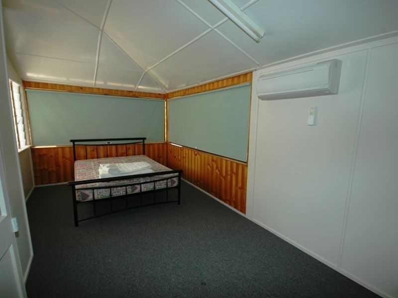 13 Shakespear street, Alpha QLD 4724