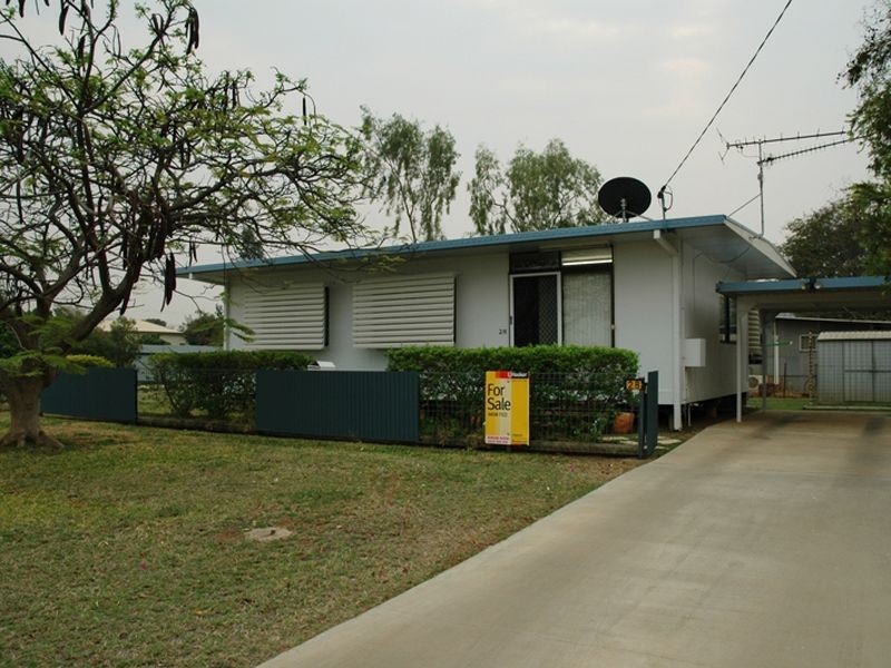 28 Plover street, Longreach QLD 4730