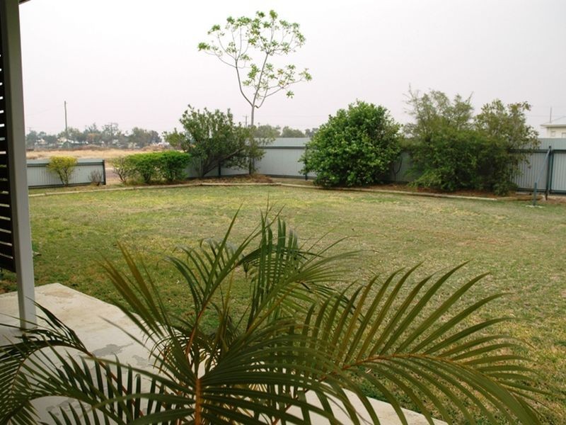 28 Plover street, Longreach QLD 4730