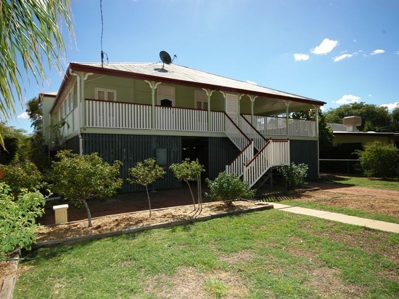 177 Kingfisher street, Longreach QLD 4730