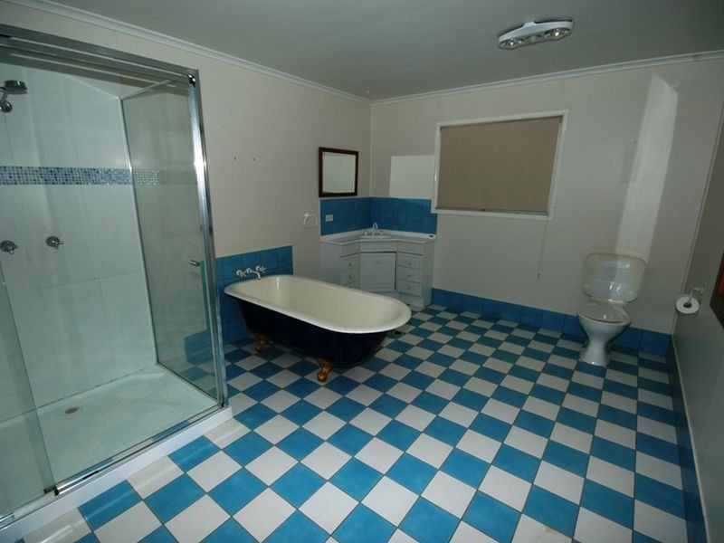177 Kingfisher street, Longreach QLD 4730