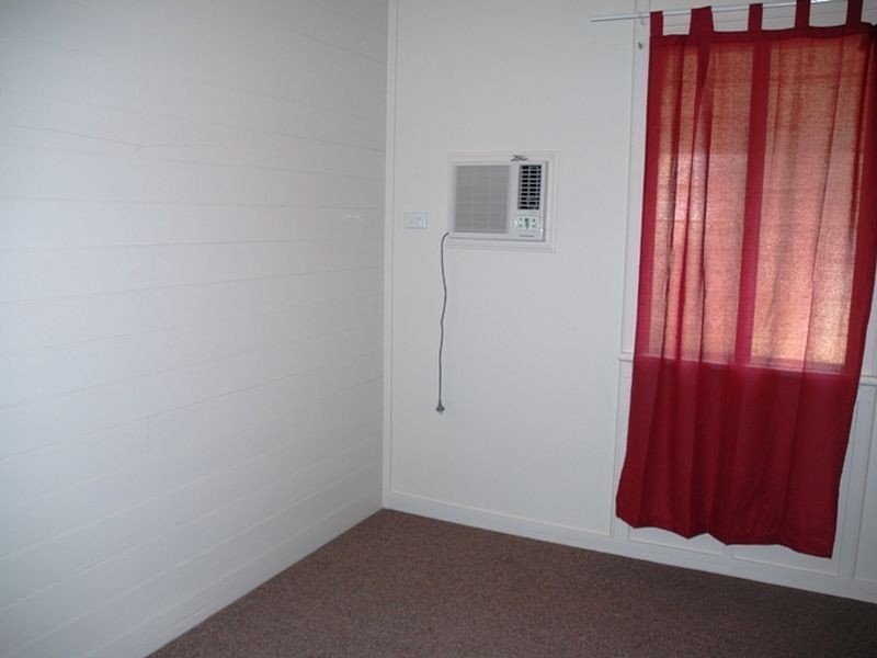 154 Spoonbill street, Longreach QLD 4730