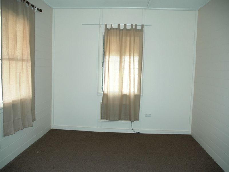 154 Spoonbill street, Longreach QLD 4730