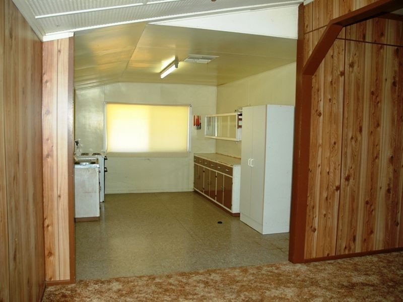 33 Pelican street, Longreach QLD 4730