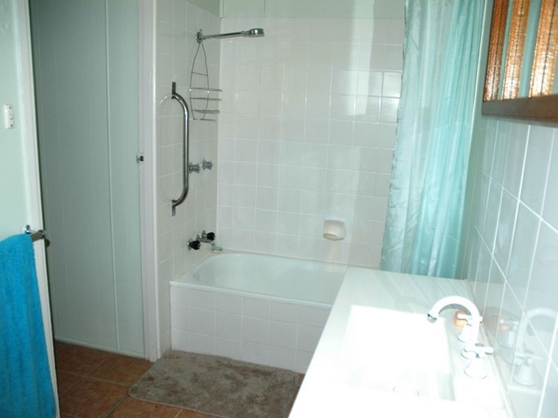 25 Crane street, Longreach QLD 4730