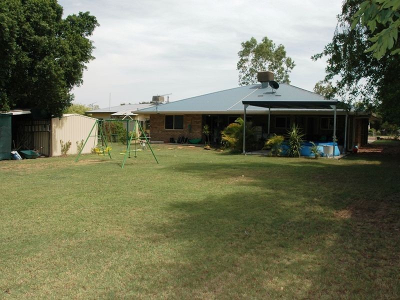 125 Ash street, Barcaldine QLD 4725