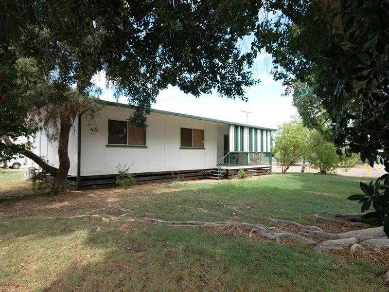 80 CRANE STREET, Longreach QLD 4730