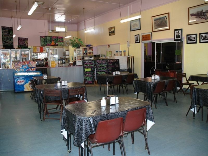 68 Eldersleigh street, Winton NSW 2344