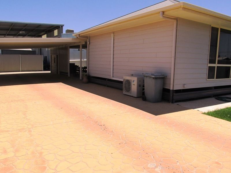 131A Spoonbill street, Longreach QLD 4730