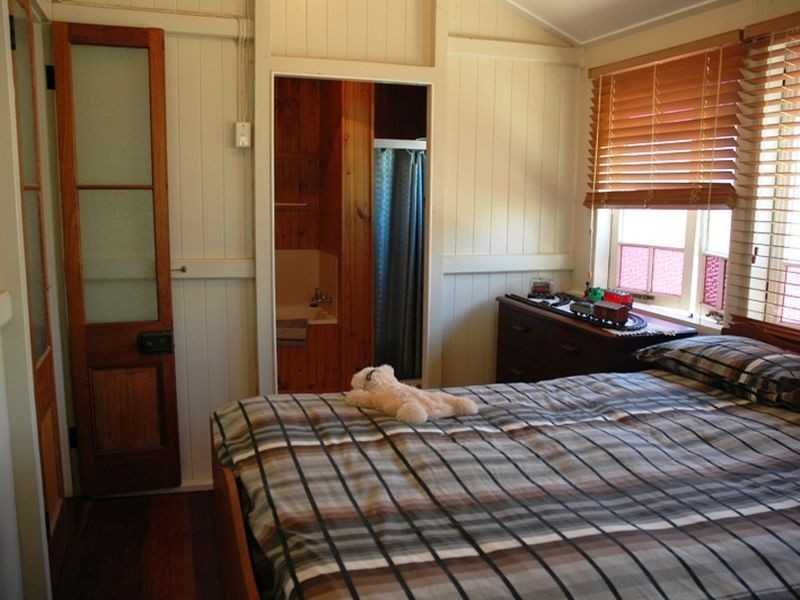 126 Cassowary street, Longreach QLD 4730