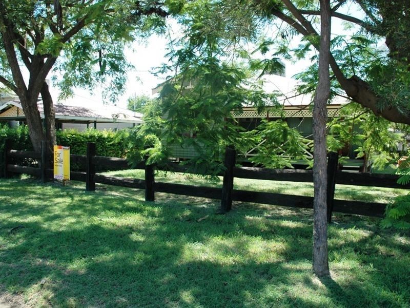 126 Cassowary street, Longreach QLD 4730