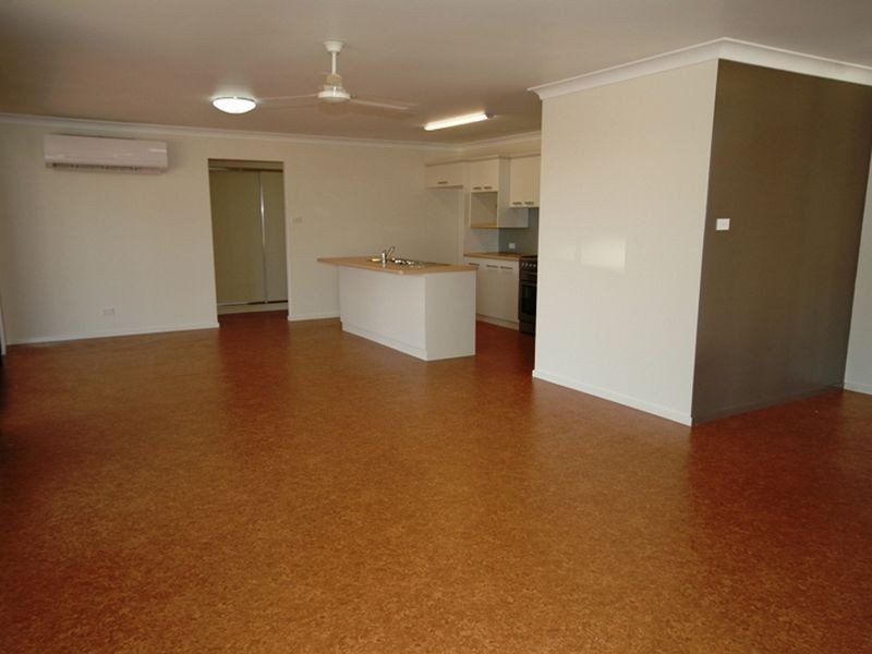 Unit 1/104 Galah street, Longreach QLD 4730